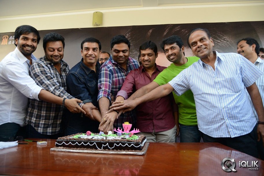 Yevadu-Movie-Success-Meet